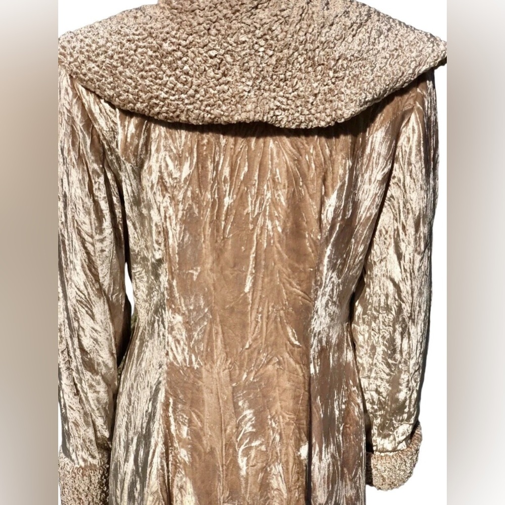 Rare Vintage Chayes Beige Crushed Velvet Princess Coat Robe - Picture 7 of 14